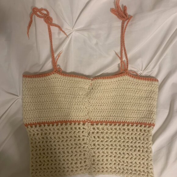 Handmade crochet top - Picture 3 of 3